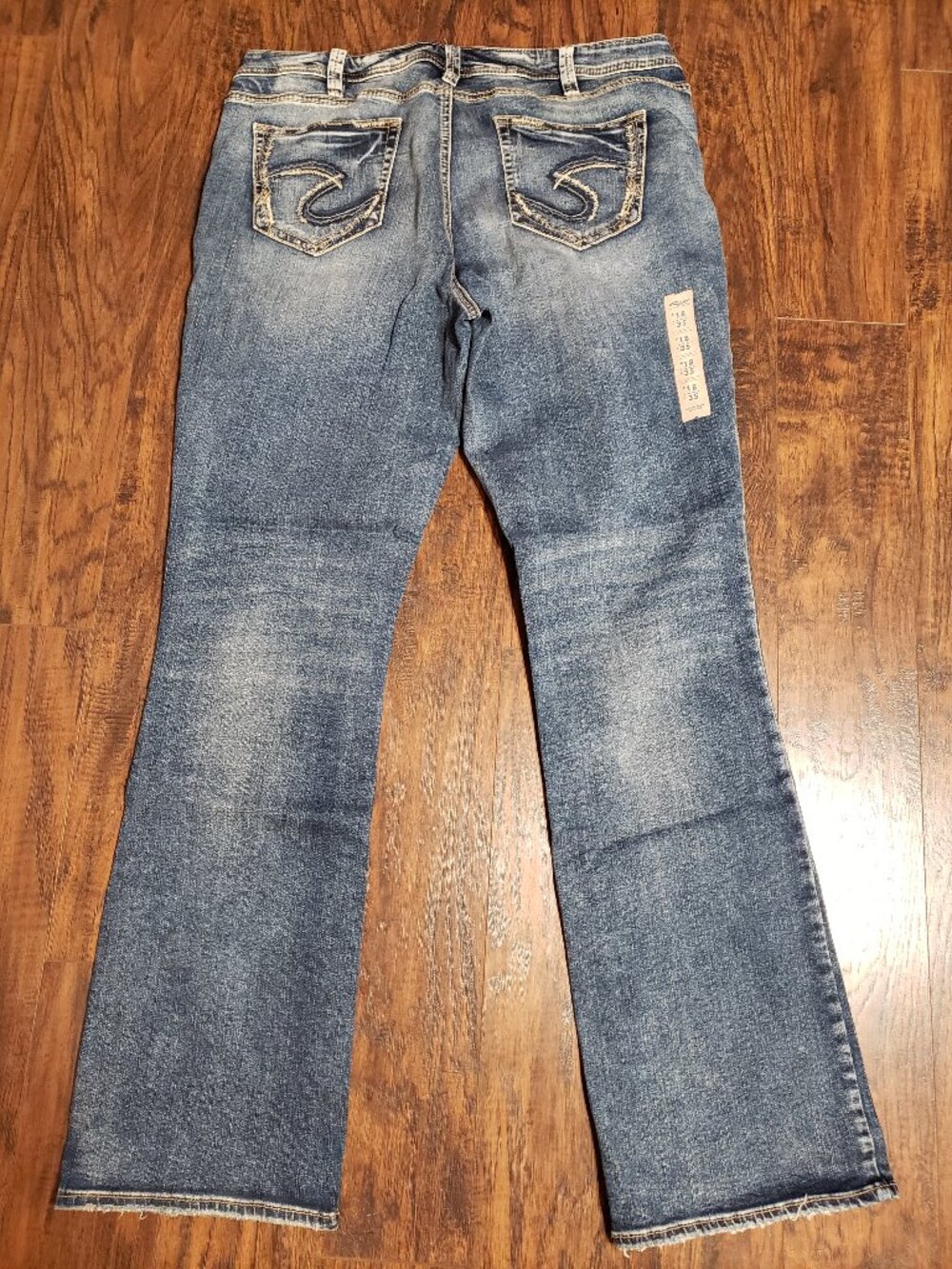NWT Silver Suki Bootcut jeans Size 18 Length 35